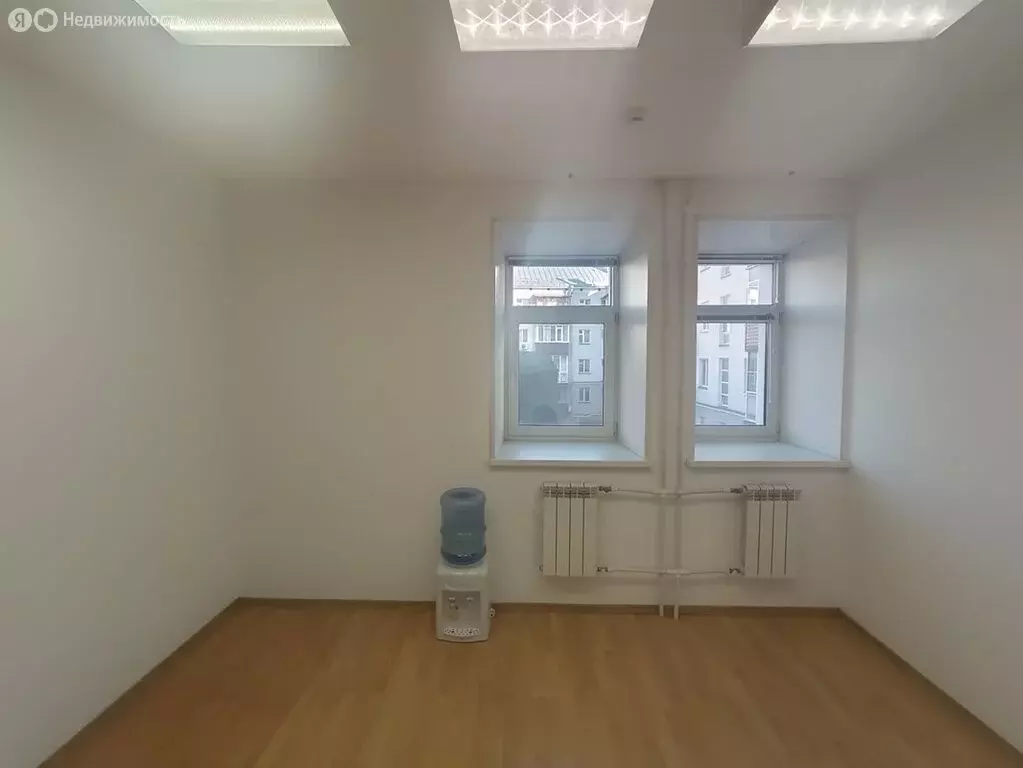 Офис (12.3 м) - Фото 2