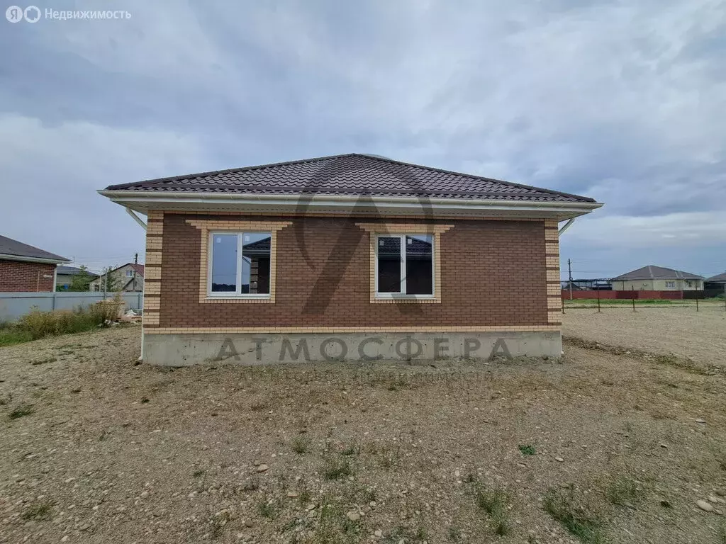 Дом в Апшеронск, улица Орджоникидзе (92.5 м) - Фото 1