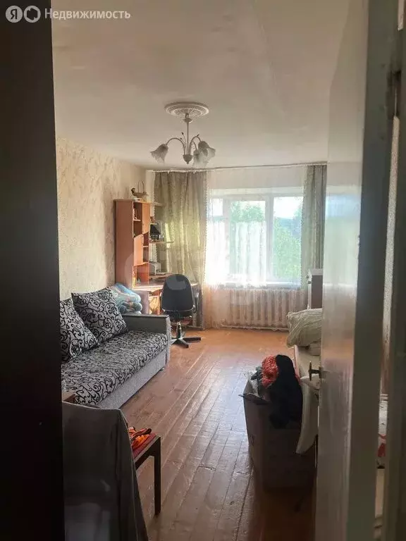 2-комнатная квартира: Сатка, Индустриальная улица, 20 (45 м) - Фото 1