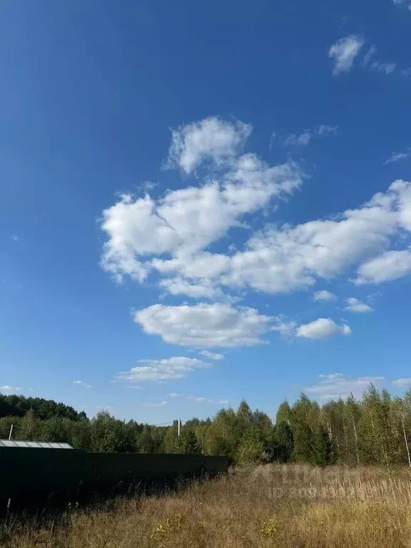 Участок в Московская область, Серпухов городской округ, д. Верхние ... - Фото 0