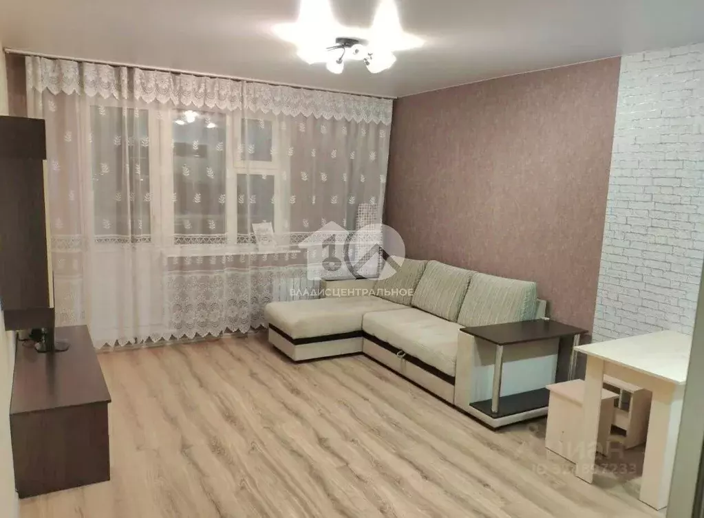 Студия Новосибирская область, Новосибирск ул. Забалуева, 90 (30.0 м) - Фото 1