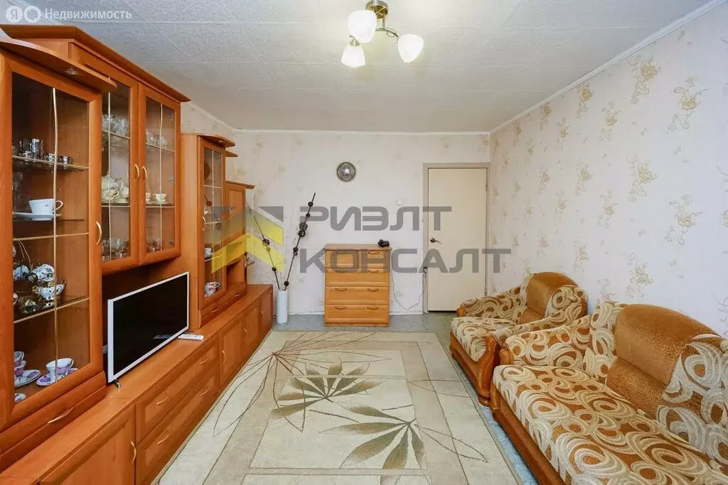 3-комнатная квартира: Омск, 3-я Молодёжная улица, 50 (57.4 м) - Фото 2