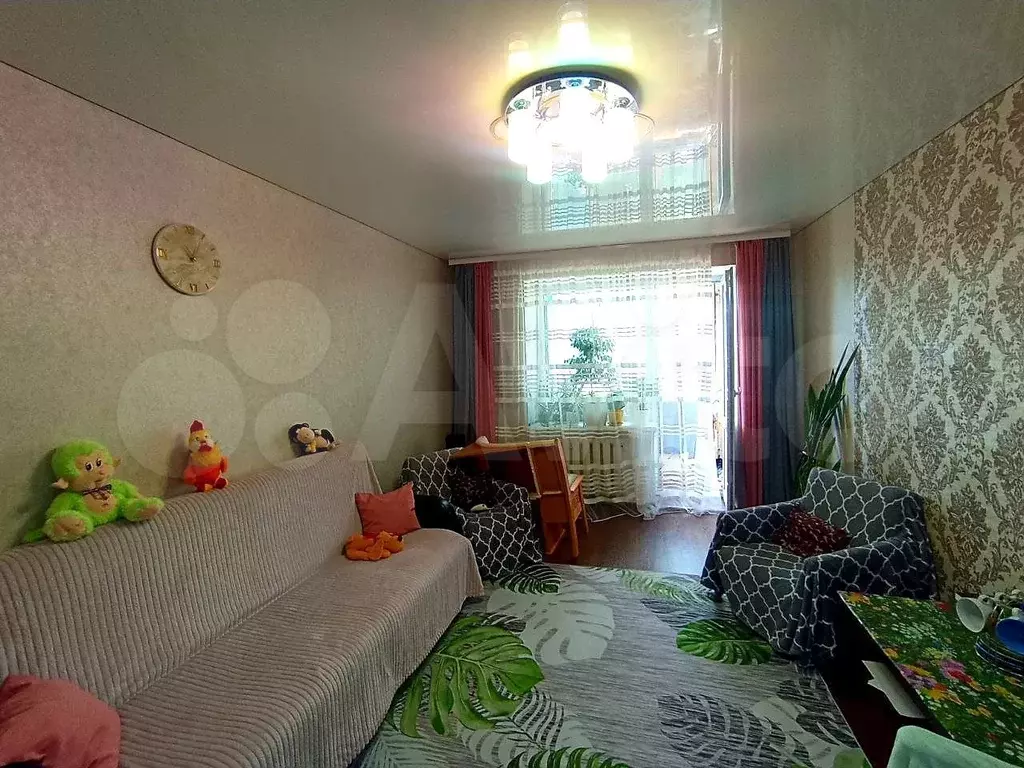 3-к. квартира, 65 м, 1/3 эт. - Фото 0