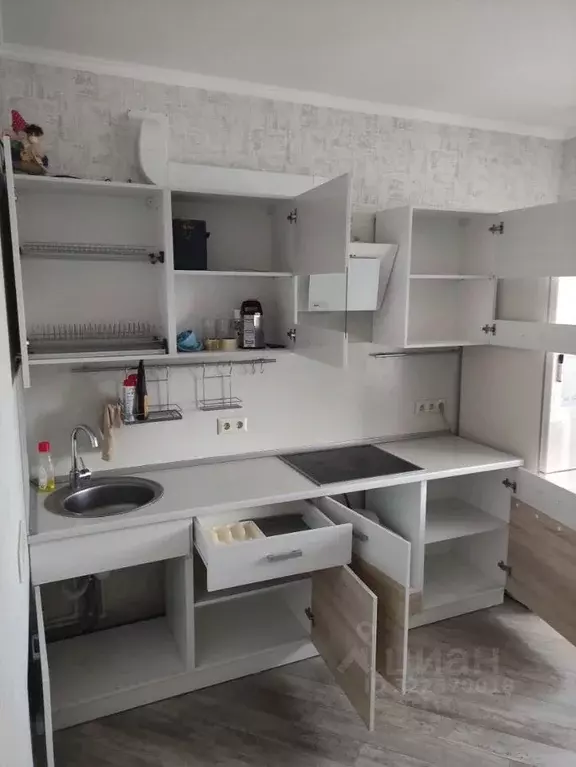 2-к кв. Тюменская область, Тюмень ул. Малыгина, 52 (61.0 м) - Фото 2