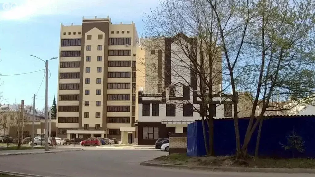 4-комнатная квартира: Йошкар-Ола, улица Анциферова, 27А (170 м) - Фото 1