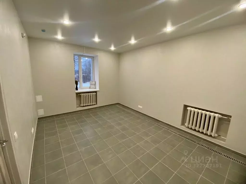 Офис в Свердловская область, Новоуральск ул. Крупской, 13 (18 м) - Фото 1