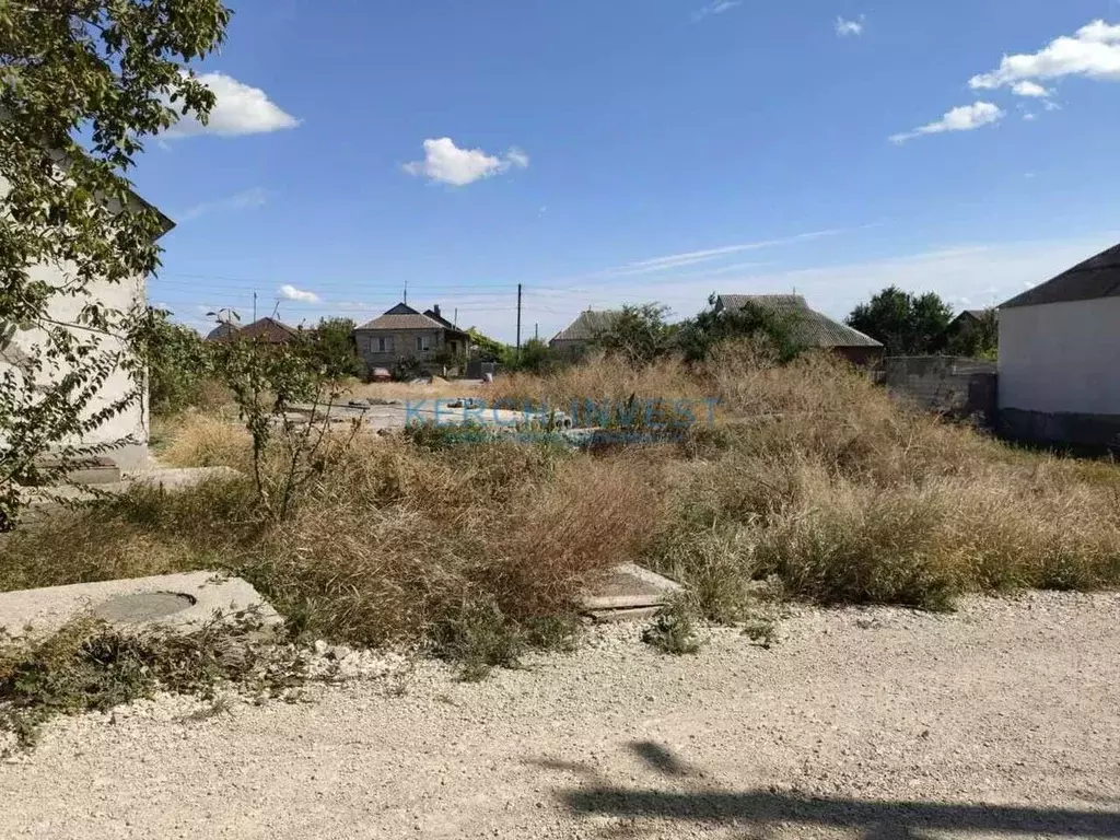 Участок в Крым, Керчь ул. Андрея Сахарова, 10 (6.0 сот.) - Фото 1