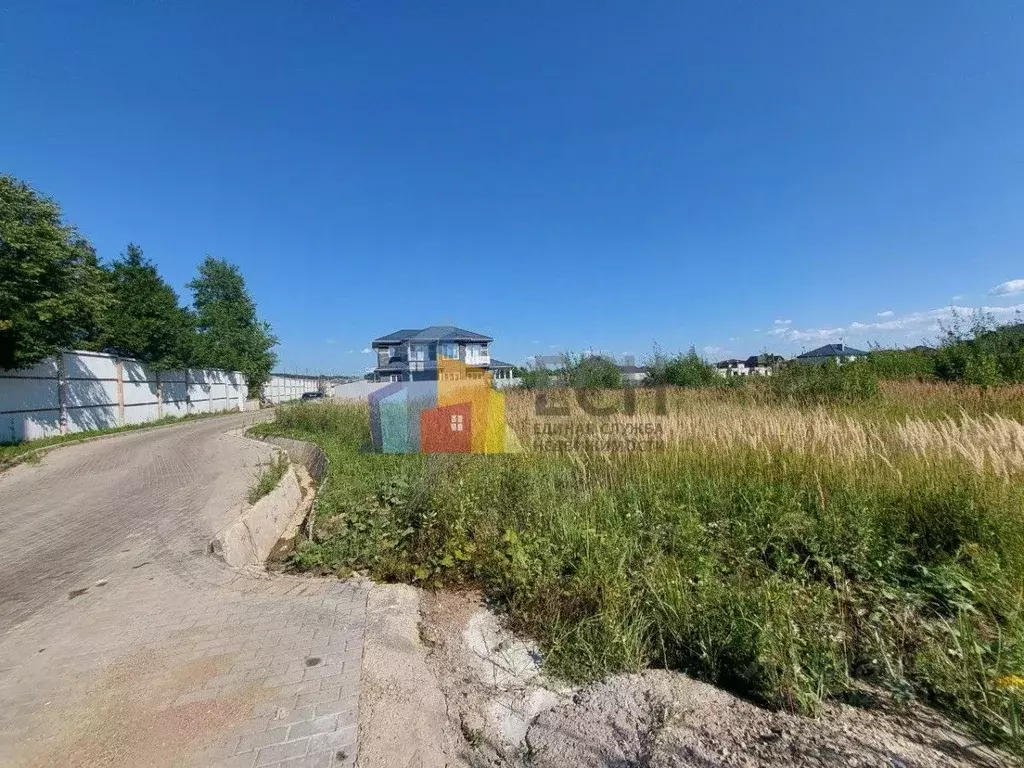 Участок в Московская область, Истра муниципальный округ, д. Покровское ... - Фото 1