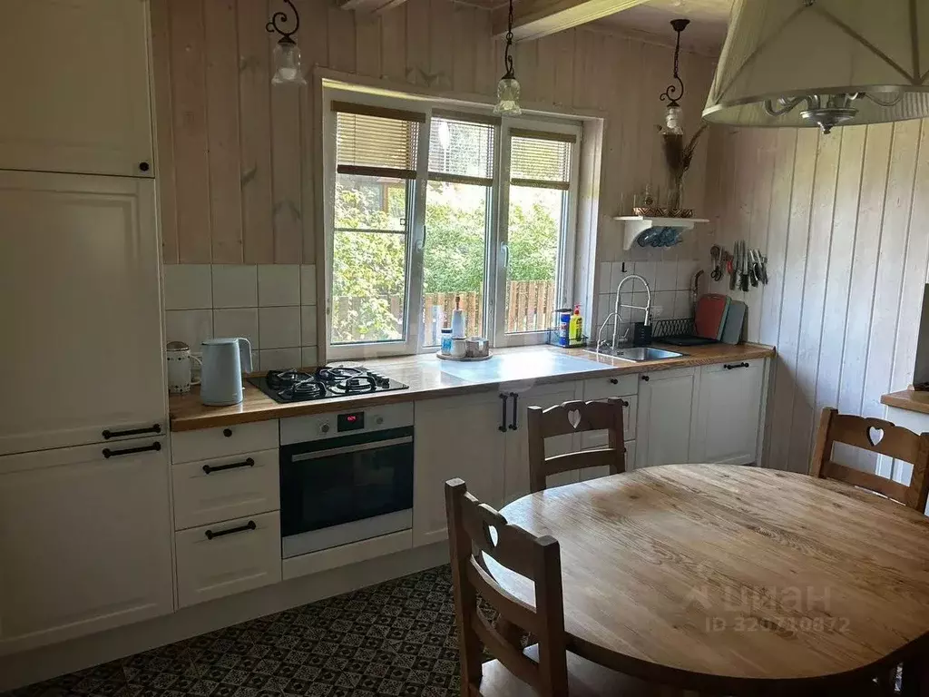 Дом в Калужская область, Малоярославецкий район, Маклино с/пос, ... - Фото 2