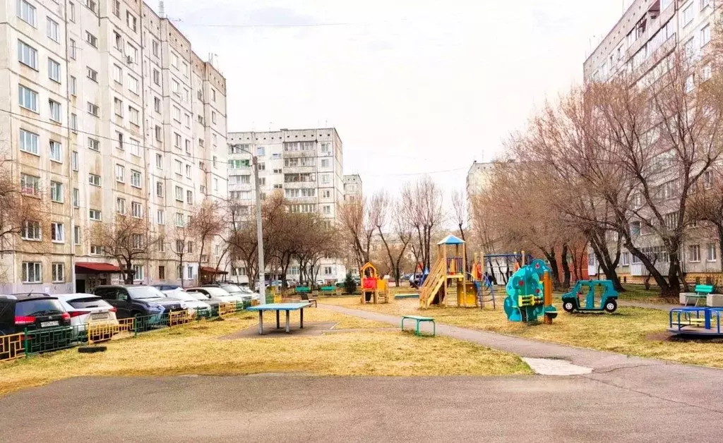 2-к кв. Красноярский край, Красноярск ул. Юности, 4 (50.5 м) - Фото 0
