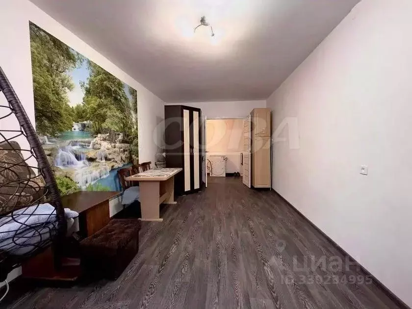 3-к кв. Тюменская область, Тюмень ул. Мельникайте, 128 (66.0 м) - Фото 2