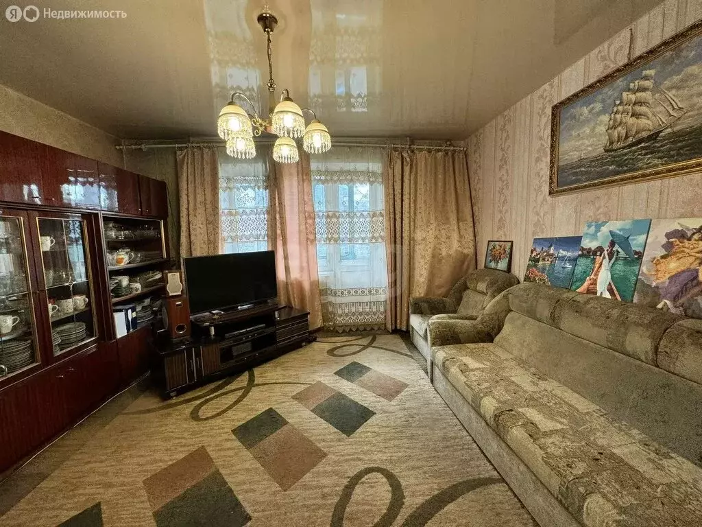 3-комнатная квартира: Новокузнецк, улица Белана, 21 (65.5 м) - Фото 1