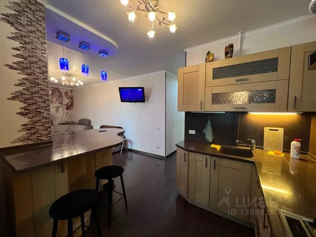 2-к кв. Орловская область, Орел наб. Дубровинского, 66 (61.0 м) - Фото 1