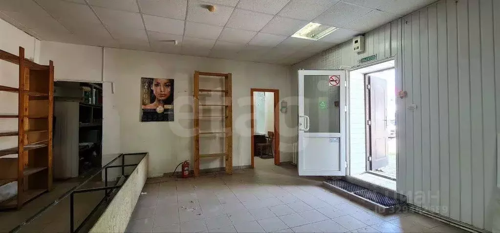 Помещение свободного назначения в Калужская область, Спас-Деменск ... - Фото 2