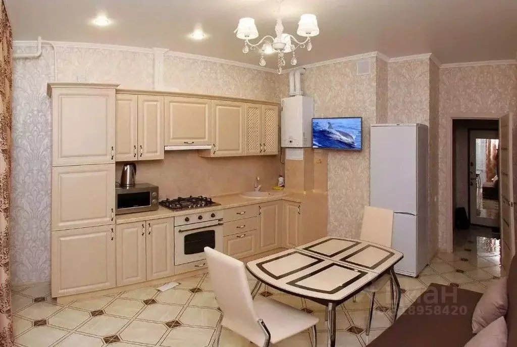 1-к кв. Краснодарский край, Геленджик ул. Мира, 44лит1 (50.0 м) - Фото 0