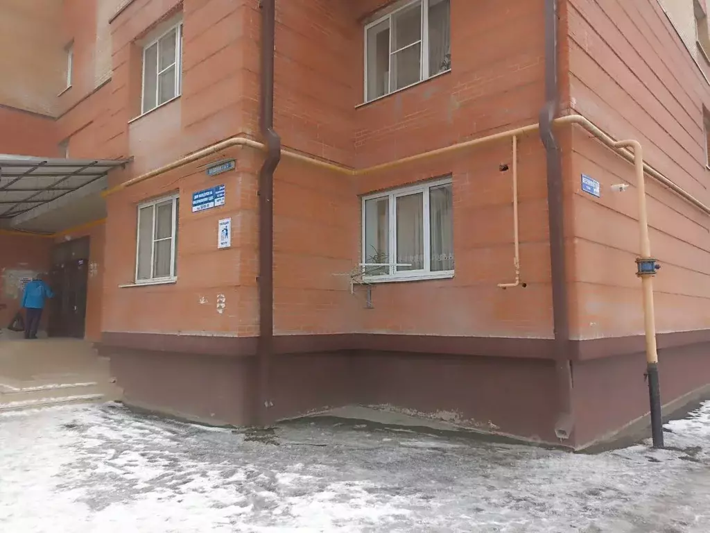 3-к кв. Северная Осетия, Владикавказ Весенняя ул., 37 (80.0 м) - Фото 1