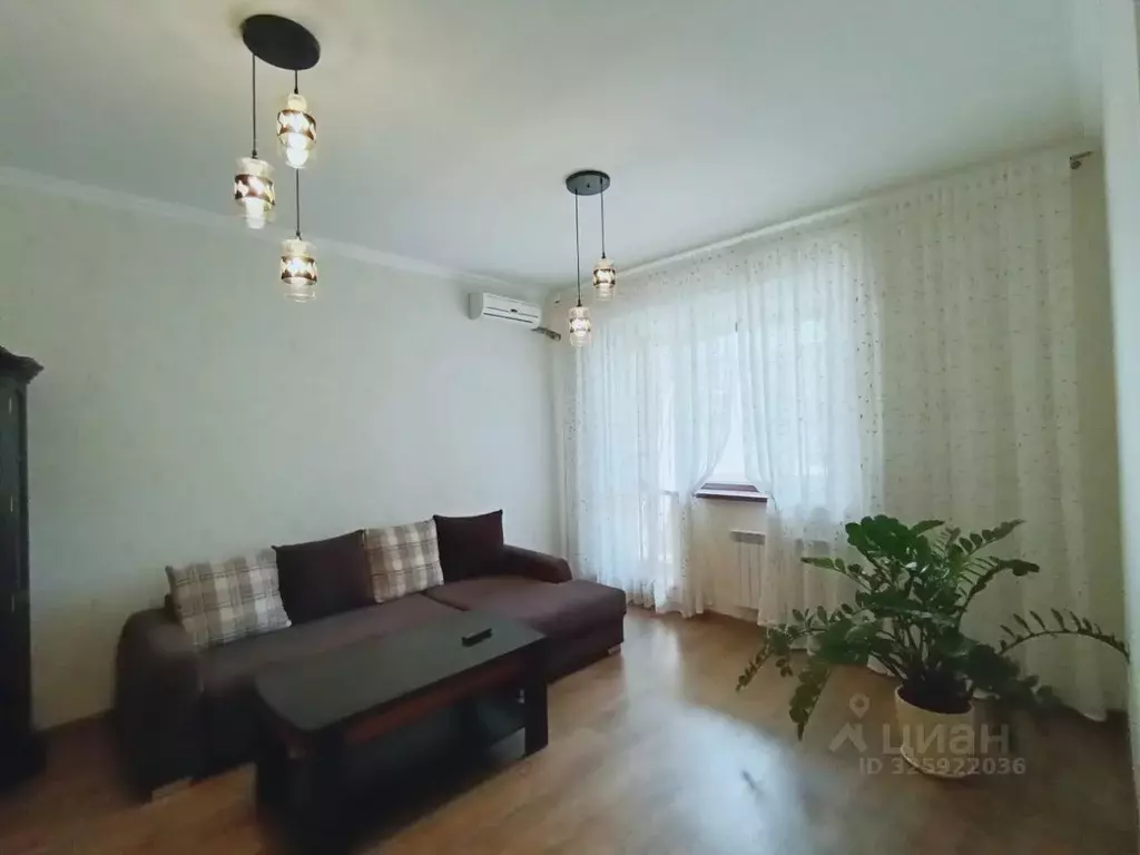 2-к кв. Самарская область, Тольятти просп. Степана Разина, 82 (71.5 м) - Фото 2