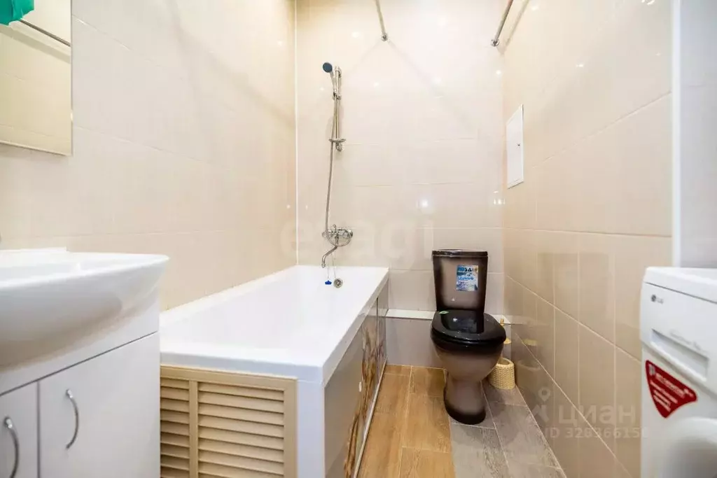 Студия Ханты-Мансийский АО, Сургут Университетская ул., 49 (29.9 м) - Фото 1