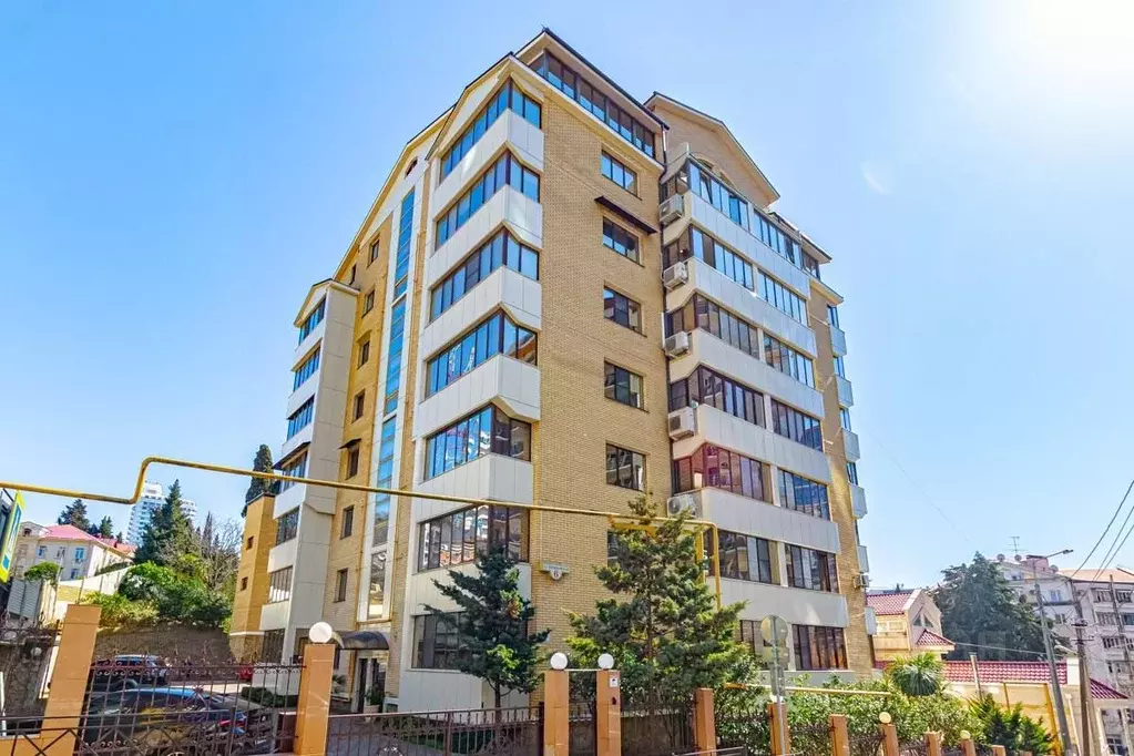 3-к кв. Краснодарский край, Сочи Центральный мкр, ул. Первомайская, 6 ... - Фото 1