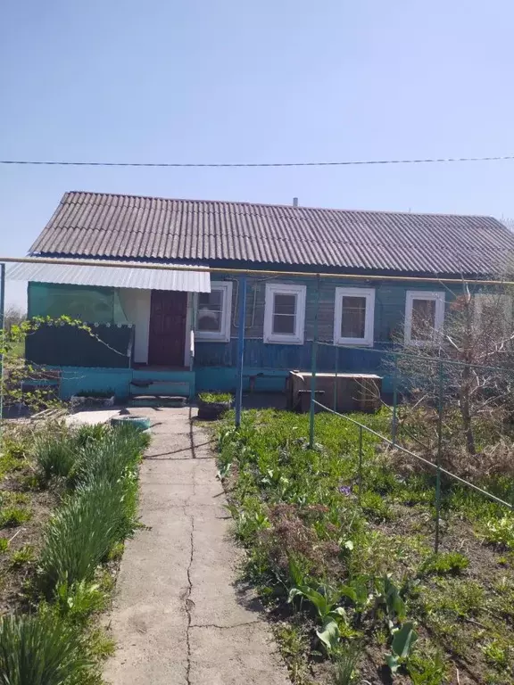 Дом в Курская область, Поныри муниципальное образование, Поныри рп ул. ... - Фото 1