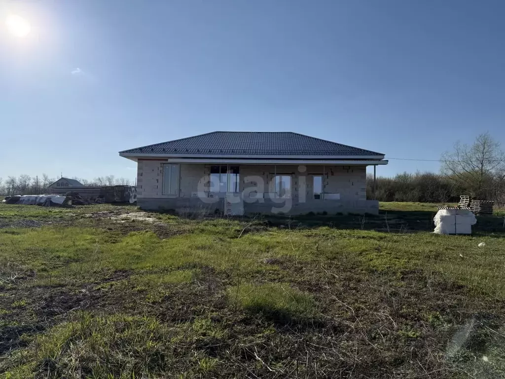 Дом в Мордовия, пос. Ромоданово ул. Студенческая, 16 (178 м) - Фото 1