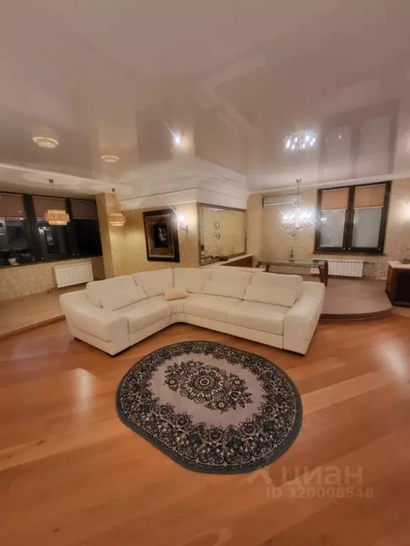 3-к кв. Волгоградская область, Волгоград ул. Николая Отрады, 4 (143.8 ... - Фото 1