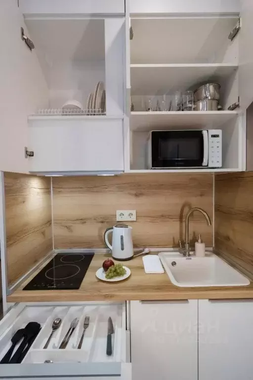 Комната Санкт-Петербург Английский просп., 30 (13.0 м) - Фото 1
