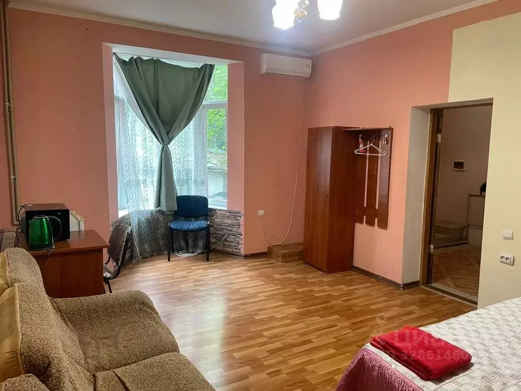 Комната Крым, Ялта ул. Дмитриева, 7 - Фото 1