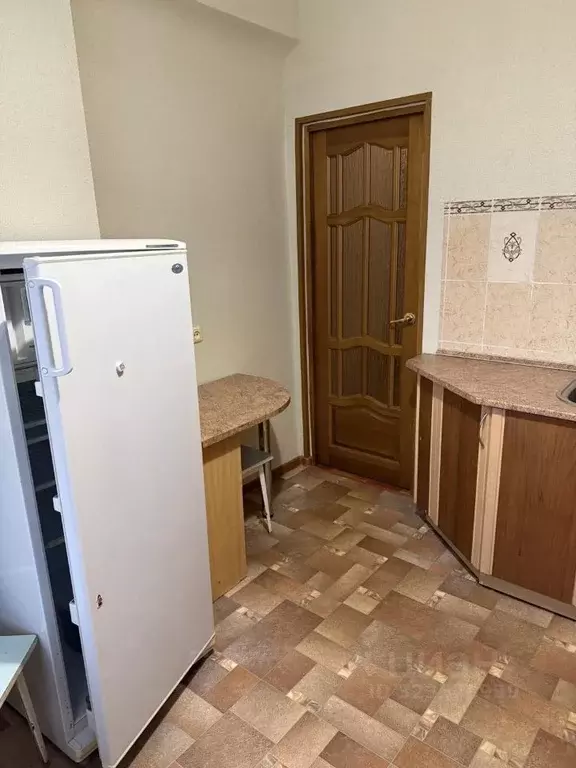 1-к кв. Волгоградская область, Волгоград ул. Дзержинского, 19 (38.5 м) - Фото 2