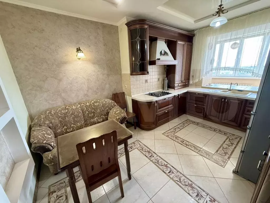 2-к. квартира, 64 м, 9/10 эт. - Фото 0