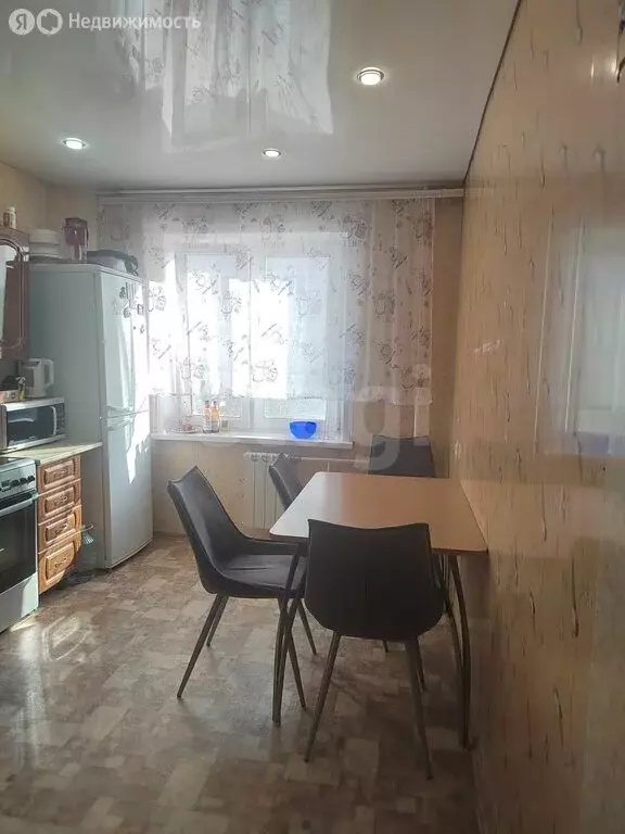 3-комнатная квартира: Ачинск, улица Декабристов, 25А (62.3 м) - Фото 2