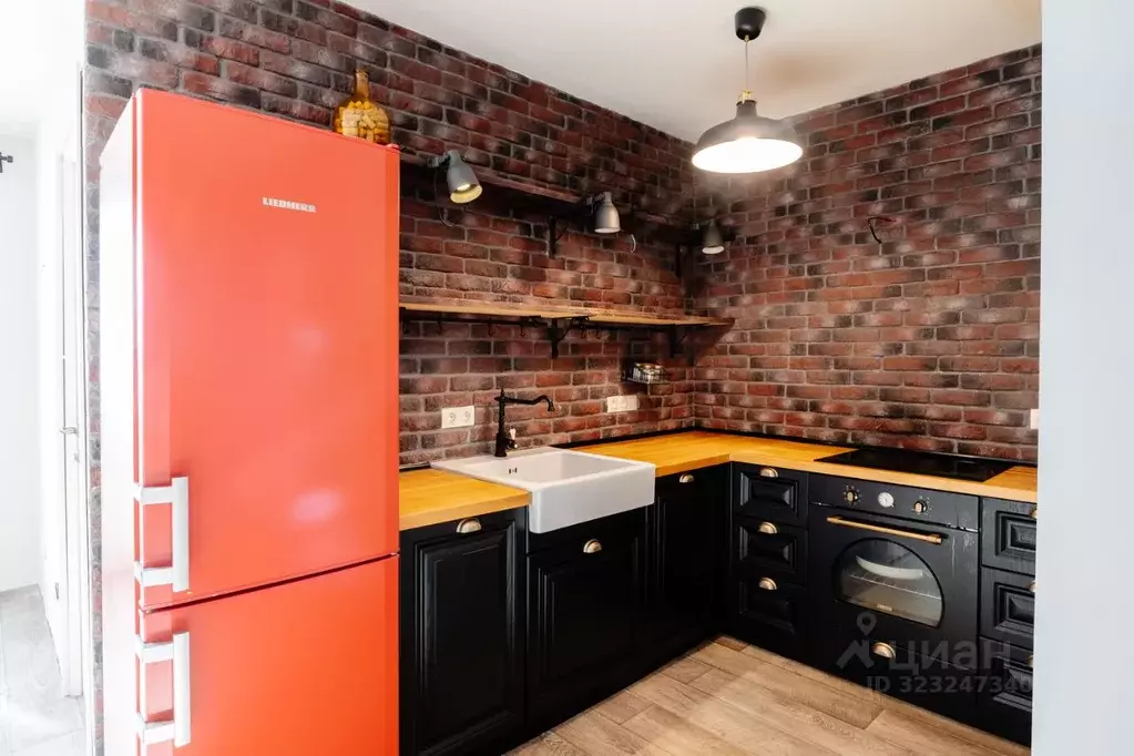 1-к кв. Свердловская область, Екатеринбург ул. Куйбышева, 21 (38.6 м) - Фото 0