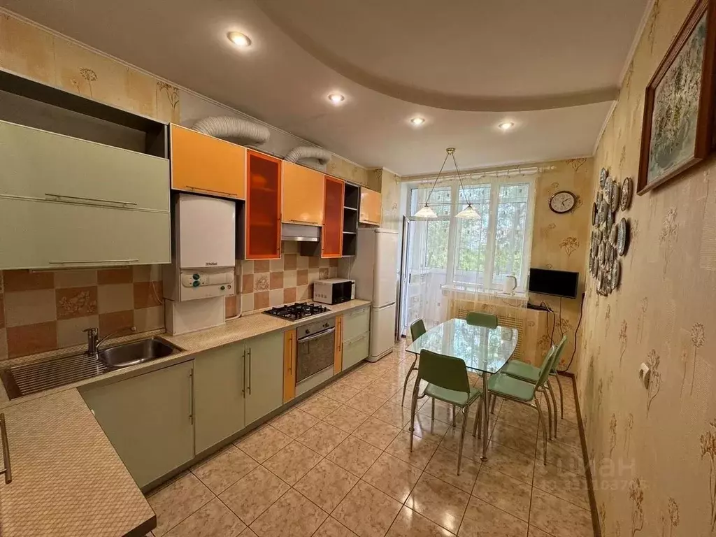 3-к кв. Татарстан, Казань ул. Достоевского, 8 (85.0 м) - Фото 1