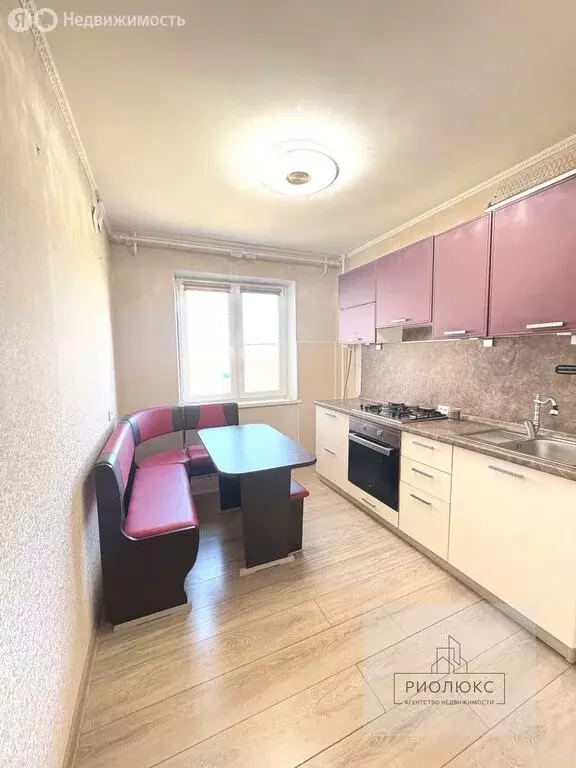 3-комнатная квартира: Магнитогорск, улица Труда, 32 (65.5 м) - Фото 1