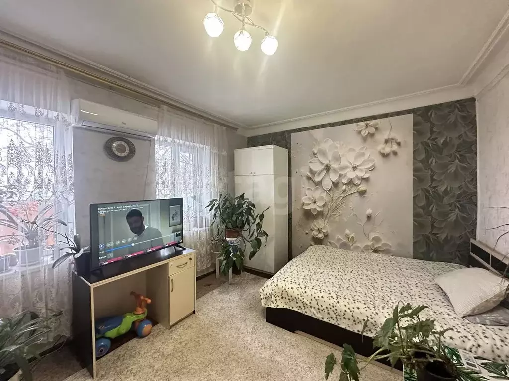 Дом в Крым, Симферополь ул. Тарабукина (49 м) - Фото 1