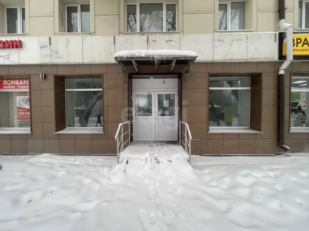 Торговая площадь в Тюменская область, Тюмень ул. Республики, 86 (86 м) - Фото 1