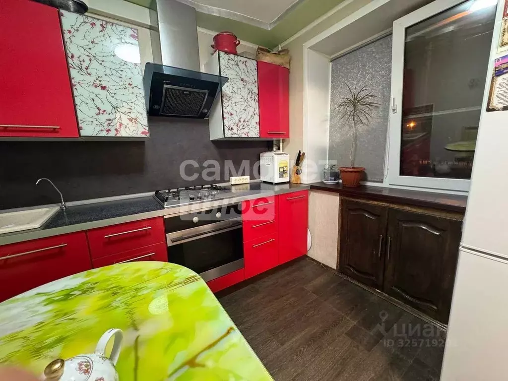 3-к кв. Воронежская область, Воронеж ул. Остужева, 13 (58.7 м) - Фото 1