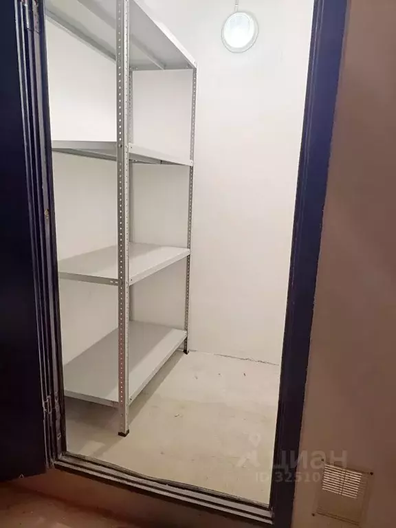 Гараж в Московская область, Химки ул. Юннатов, 21к13 (2 м) - Фото 0