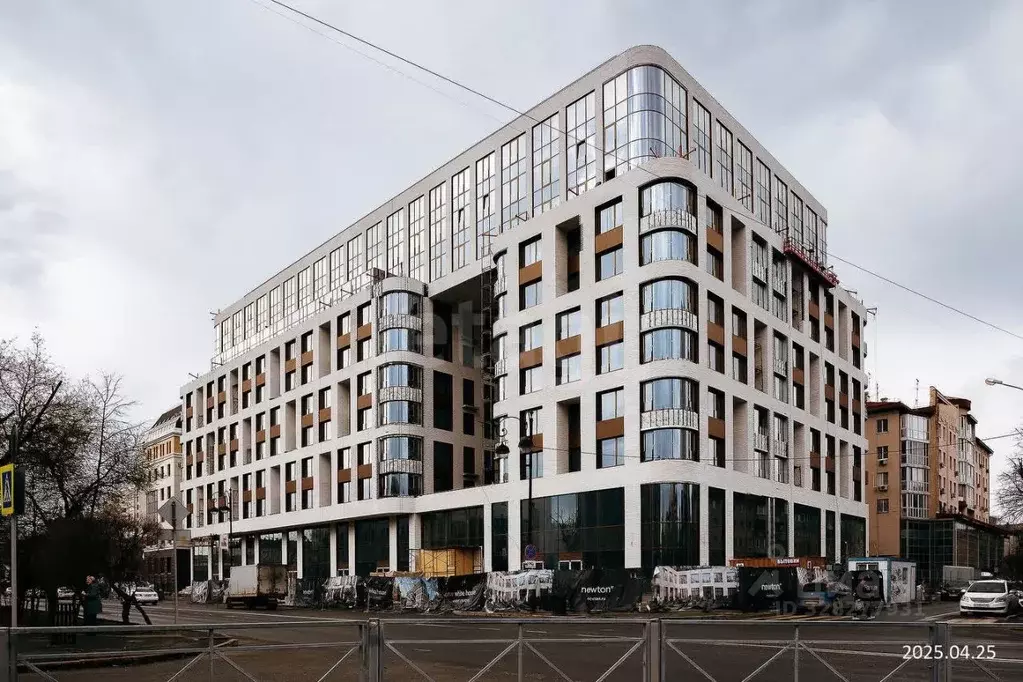 3-к кв. Тюменская область, Тюмень Первомайская ул., 8 (94.6 м) - Фото 1