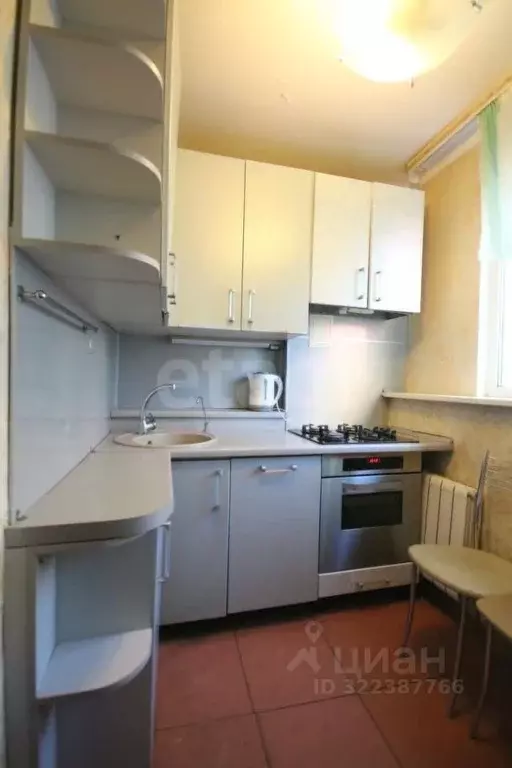 3-к кв. Ямало-Ненецкий АО, Новый Уренгой 2-й мкр, ул. ... - Фото 1