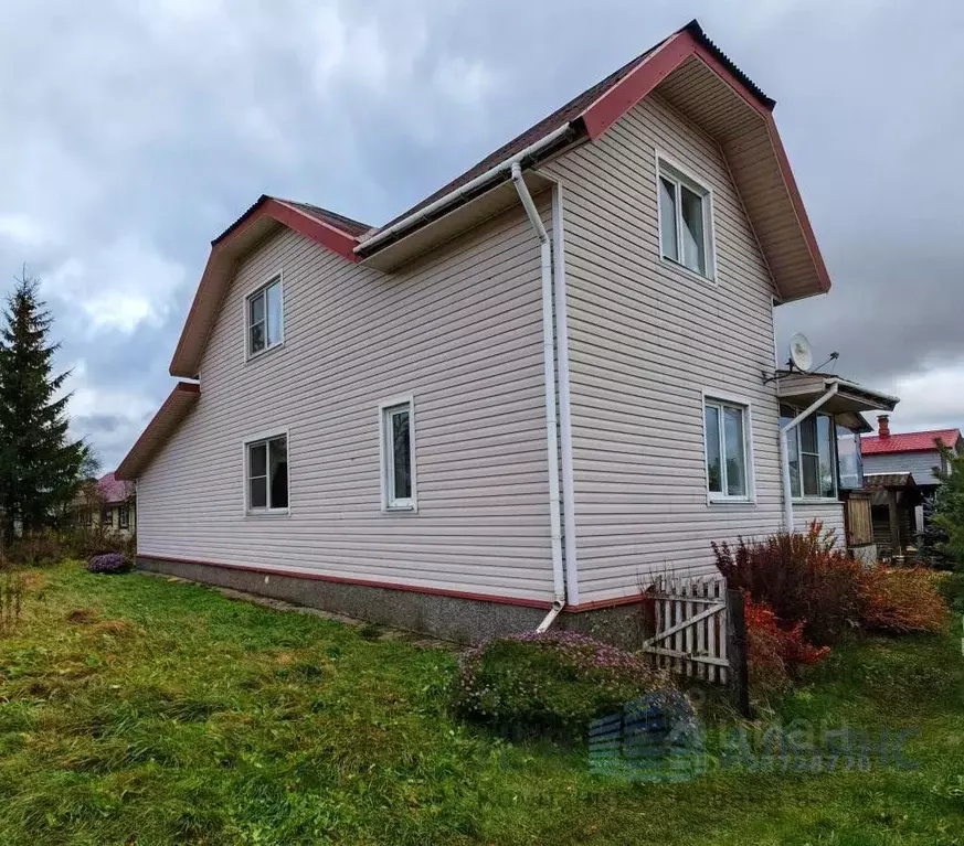 Дом в Ленинградская область, Гатчинский муниципальный округ, д. Межно ... - Фото 1