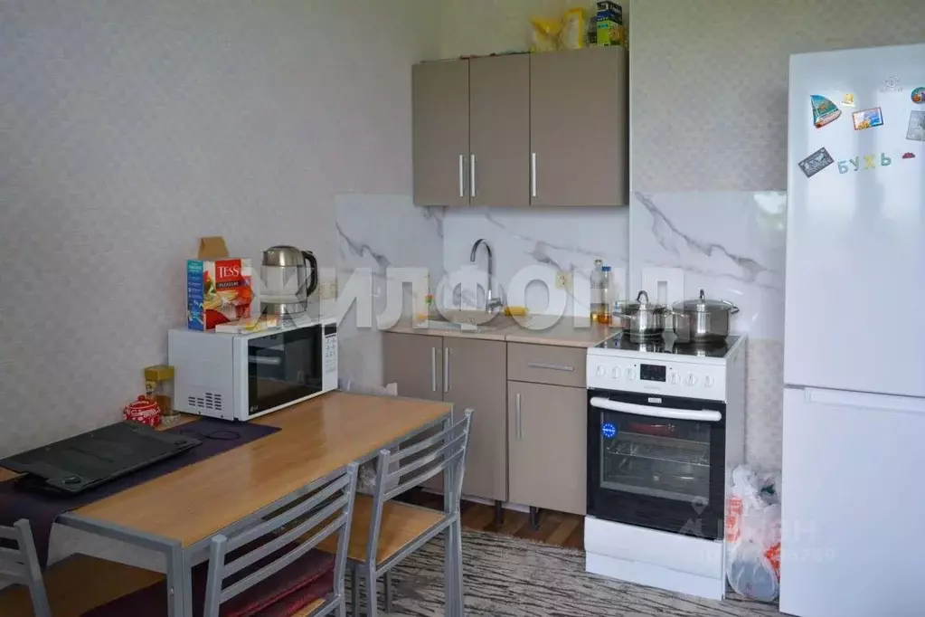 Студия Новосибирская область, Новосибирск ул. Твардовского, 22 (19.6 ... - Фото 1