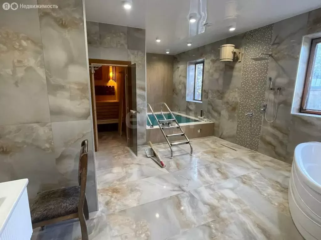 Дом в Пятигорск, улица 50 лет ВЛКСМ (271.3 м) - Фото 1