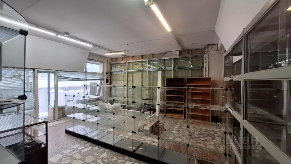 Помещение свободного назначения в Красноярский край, Железногорск ул. ... - Фото 1