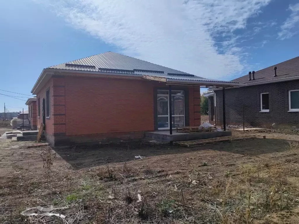 Дом в Ростовская область, Неклиновский район, с. Новобессергеневка ул. ... - Фото 2