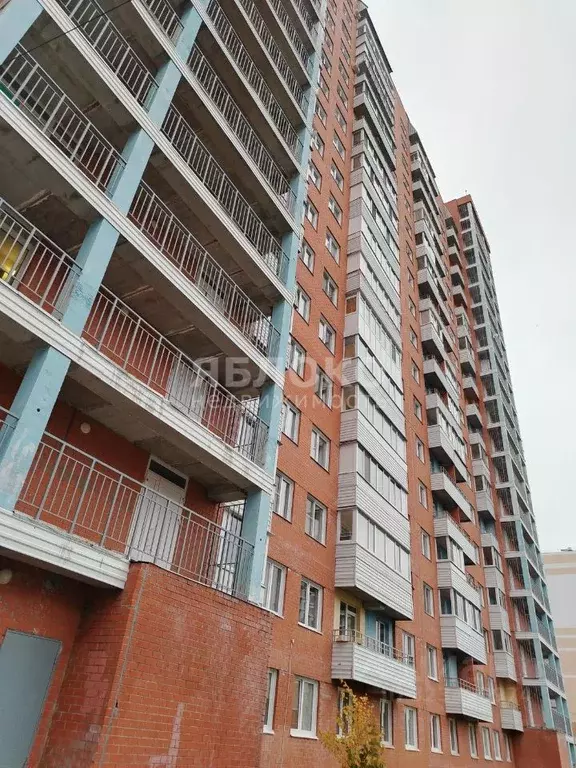 2-к кв. Пермский край, Березники Усольский-2 мкр, ул. Строителей, 8 ... - Фото 1