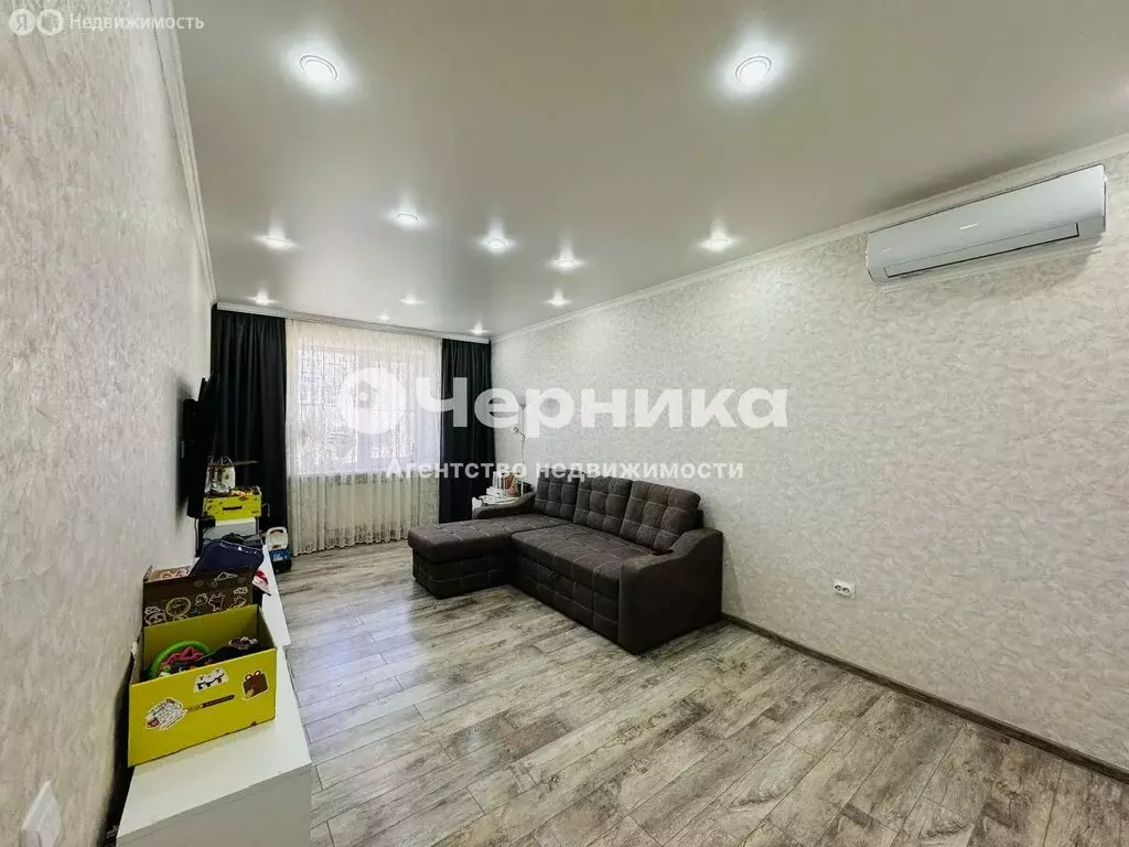 2-комнатная квартира: станица Ессентукская, Цветочная улица, 12Бк1 ... - Фото 1