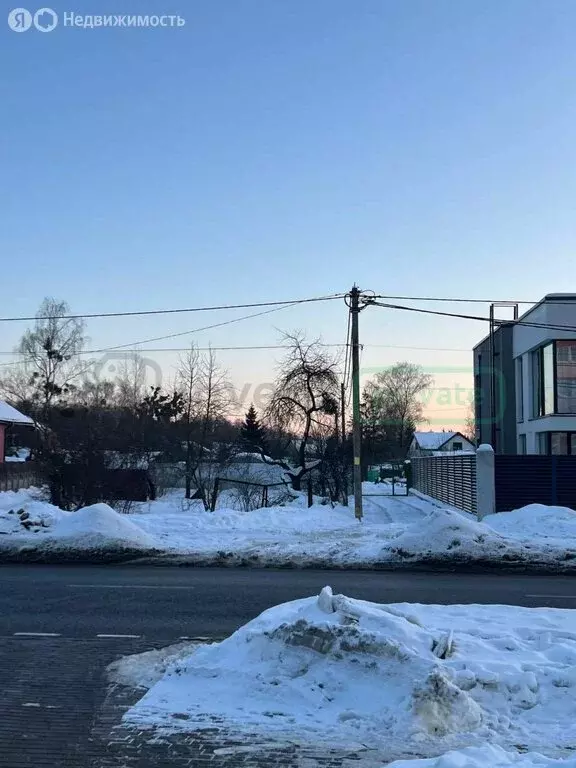 Участок в Калининград, СНТ Лесное, Земляничный переулок (386 м) - Фото 1