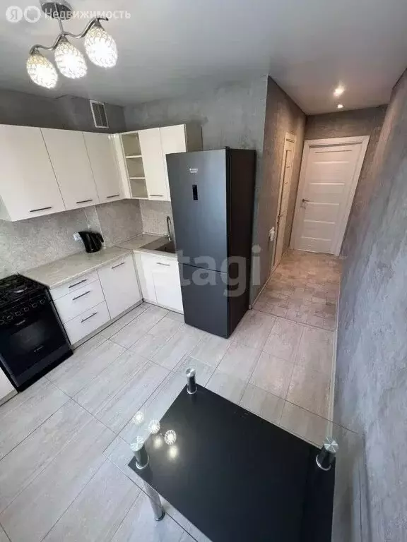 2-комнатная квартира: Калининград, улица Куйбышева, 159 (46.9 м) - Фото 0