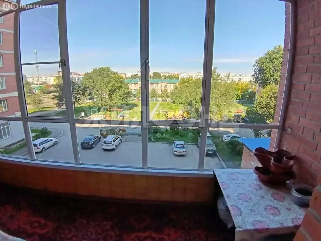 3-комнатная квартира: Абакан, Аскизская улица, 152В (92.5 м) - Фото 0